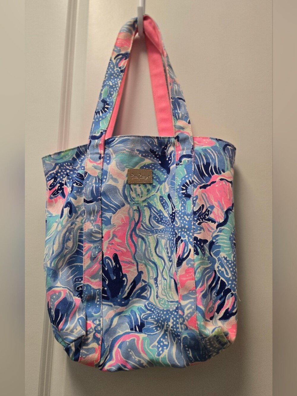 Lilly Pulitzer Tote Saltwater Blue Shade Seekers Pink